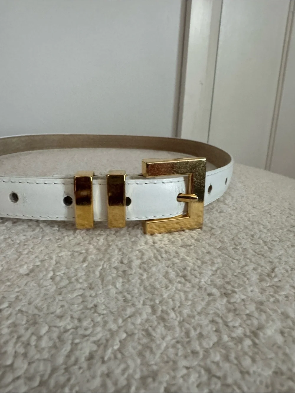 White Leather Belt with Gold Buckle - Classic Women’s Accessory